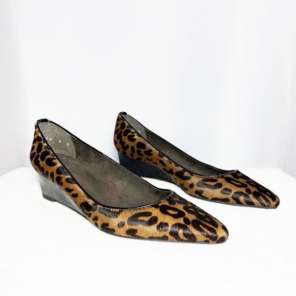 STUART WEITZMAN Leopard Pointy Toe Wedges - Picture 2 of 8